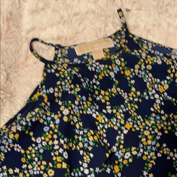 Michael Kors blouse - Picture 6 of 7